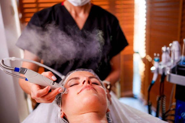 HydraFacial Cost in America: Benefits, Sessions & Value for Money