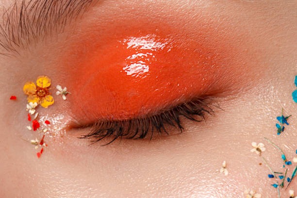 What Is the Dopamine Makeup Trend? Full Guide